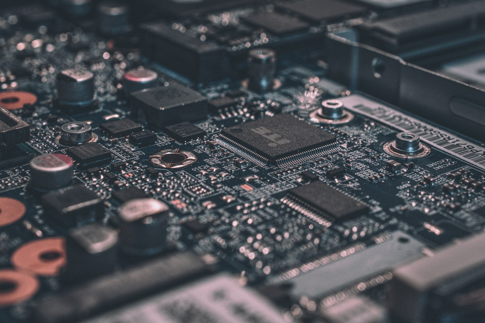 Advanced technology and digital systems — deep technology intelligence